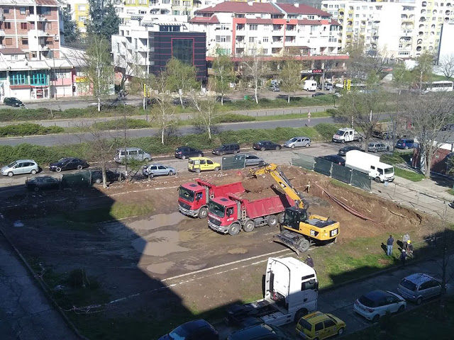 Кой стои зад скандалния строеж във „Възрожденци“?! Тръгна подписка…