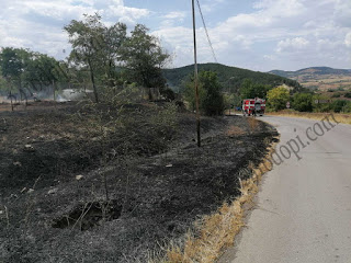 Пожар край село, в града вадят хора от аварирал асансьор