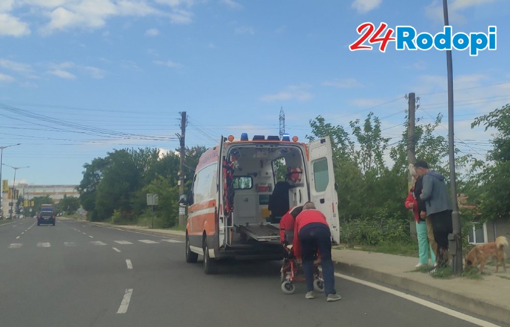 Ситуация на изхода на Кърджали – линейка транспортира възрастна жена