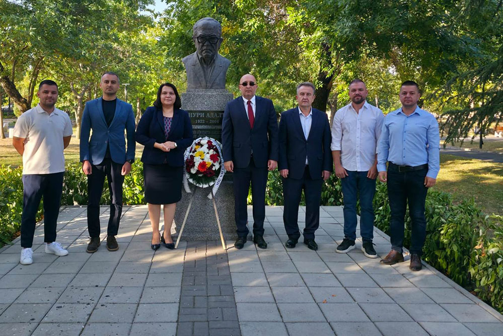 103 години от рождението на Нури Адалъ