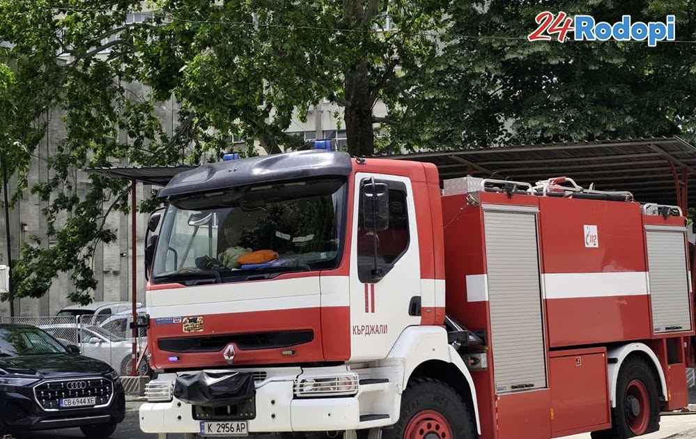 „Хасковски“ огън подпали 170 дка край Бели пласт, 9 огнеборци пък гасиха в Петлино