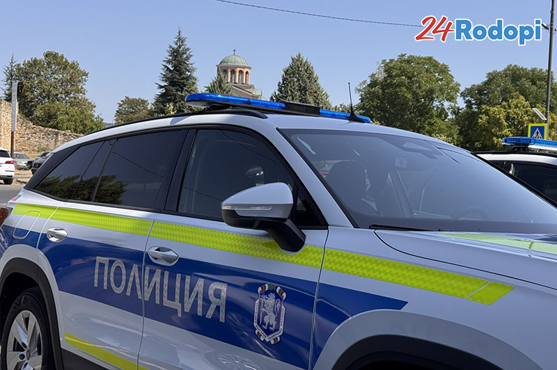 Спипаха шофьори на три нерегистрирани автомобила