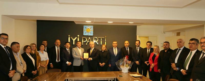 Делегация на ДПС проведе среща с представители на İYİ Parti в Измир