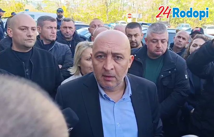 Кметът: Репресиите продължават! Няма хляб и дават зрелища! Влязоха в дома ми при болната ми дъщеря!