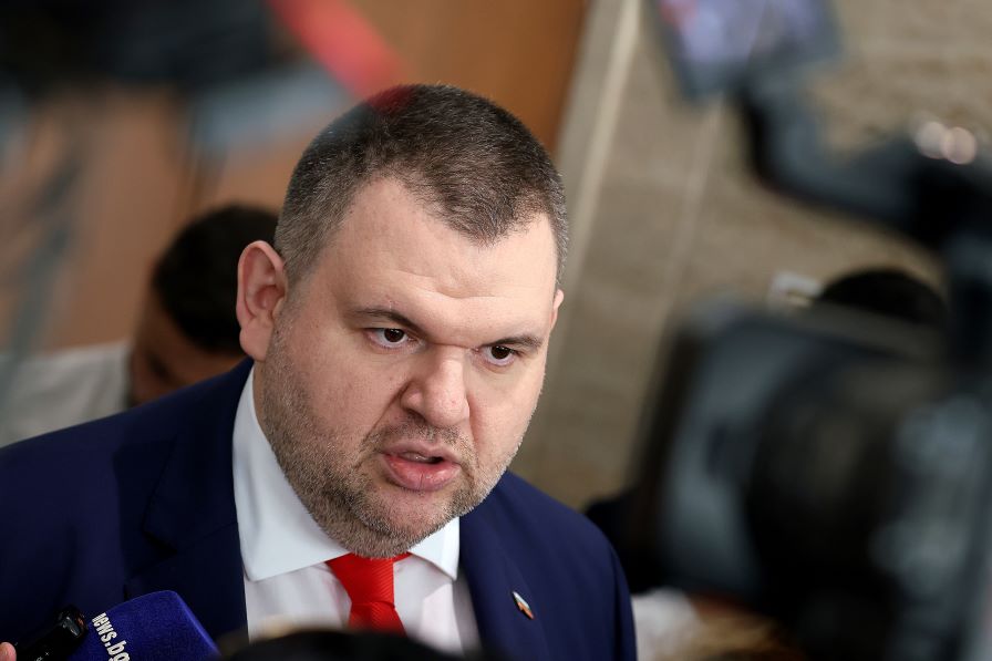 Делян Пеевски: Радев еднолично дължи отговор за кризата с дроновете!