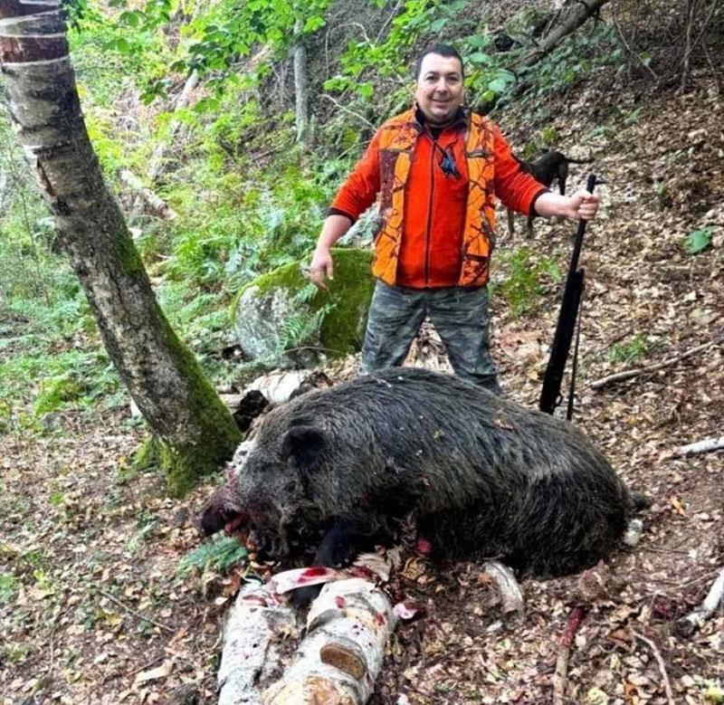 Шабан сефтоса сезона с три изстрела за десетки кила мръвка