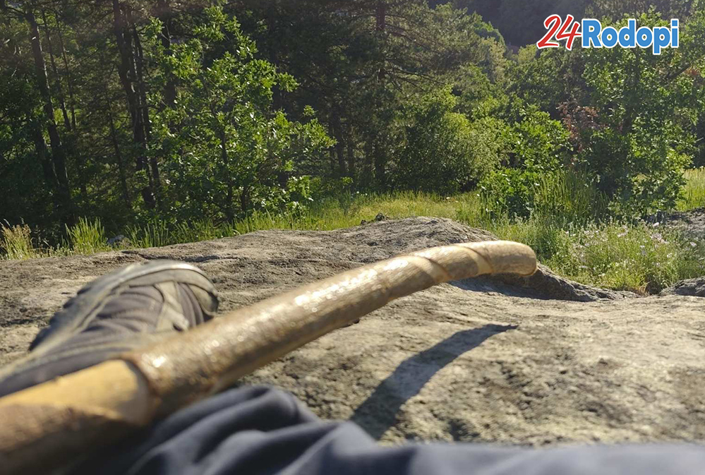 И в града играят сопите: Побой с… пръчка в Кърджали!