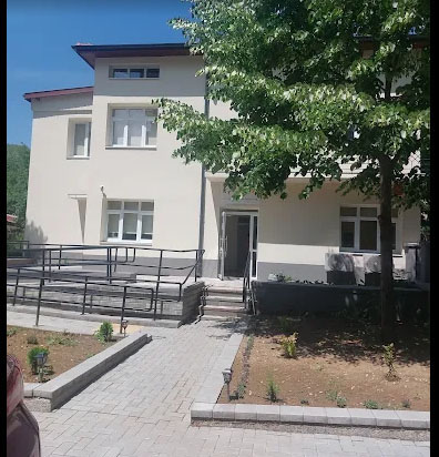 „Софийска далавера“ с ремонта на Службата по вписвания в Кърджали?!